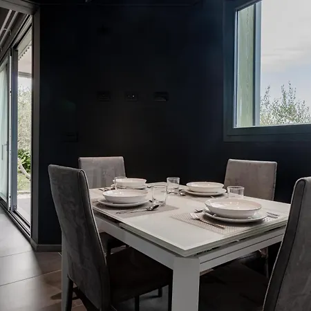 Taggiasca- Nel Con Piscina E Terrazza Privata * 阿尔玛·迪·塔吉亚