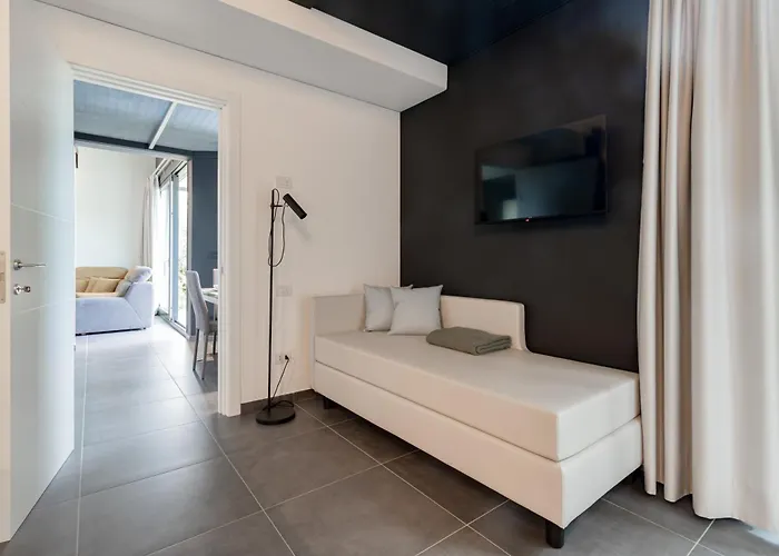 Taggiasca- Nel Con Terrazza Privata